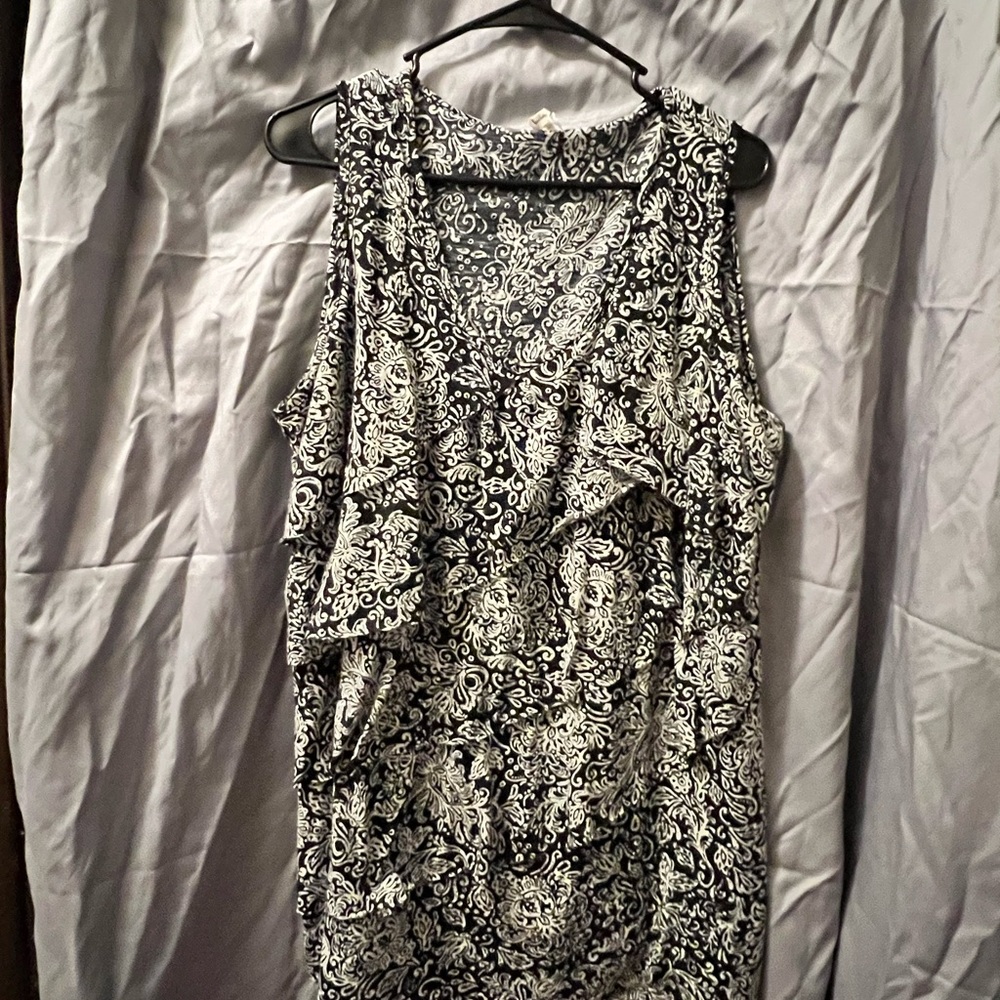 Chic Black and White Paisley Dress